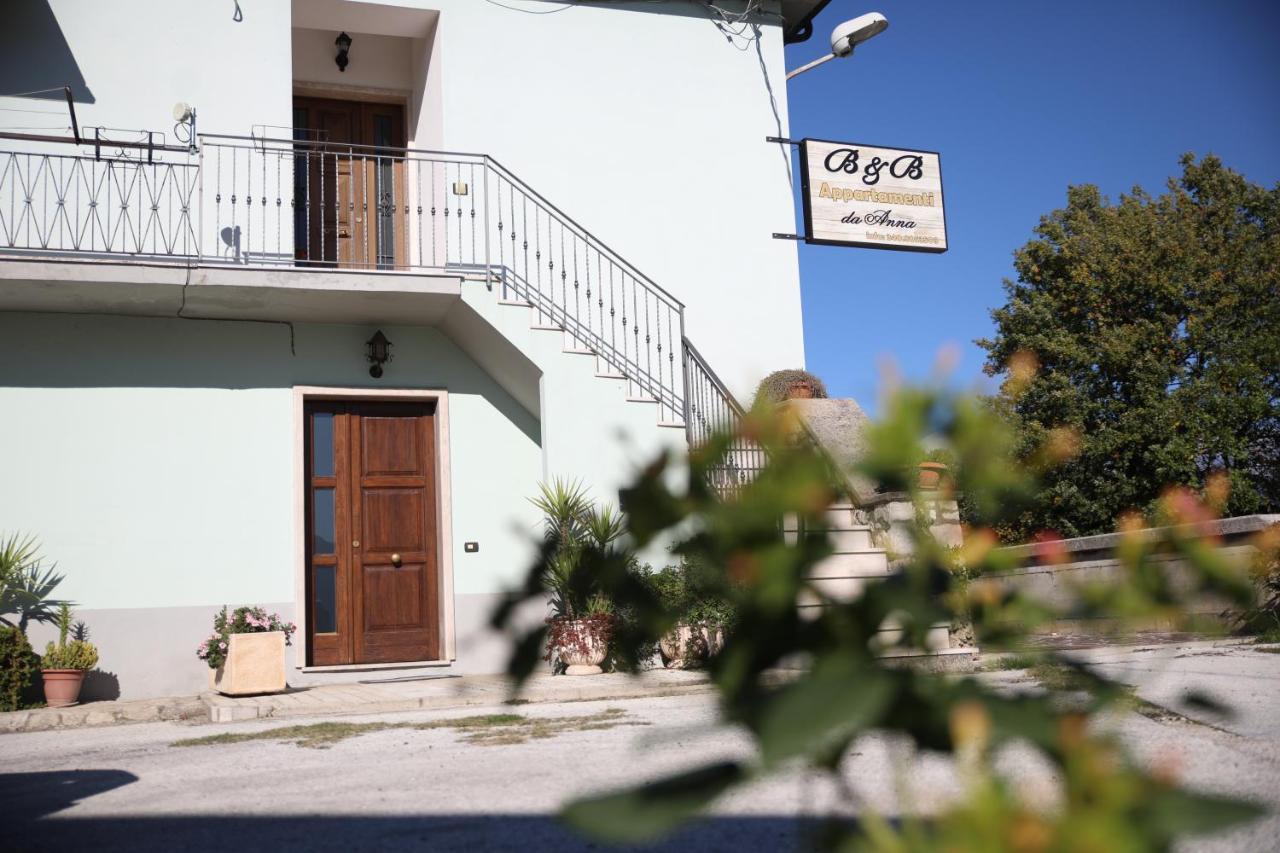 Appartamenti Da Anna Montaquila Luaran gambar